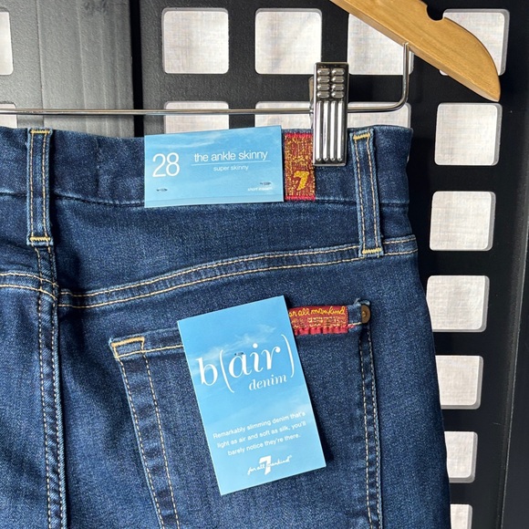 💙7 For All Mankind Blair The Ankle Jeans Women's 28 NWT Dark Wash Distressed💙 - Picture 7 of 16